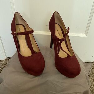 Gianni Bini Platform Heels